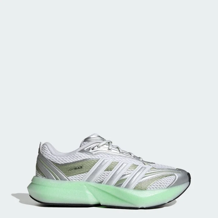 Cloud White / Silver Metallic / Magic L