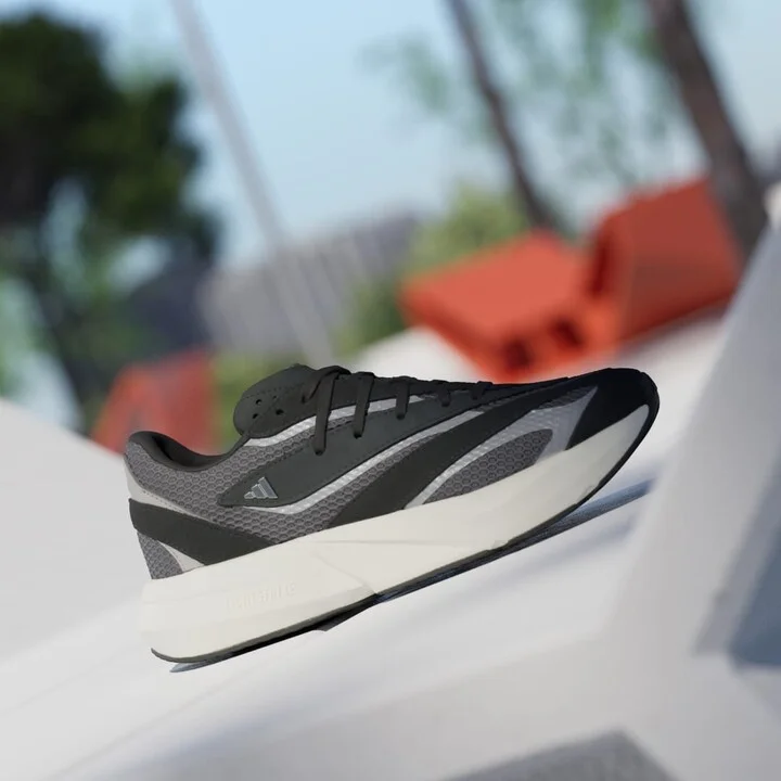 Core Black / Silver Metallic / Grey Six