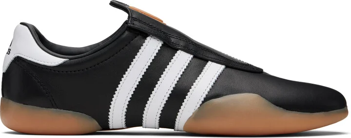 CORE BLACK/FTWR WHIT