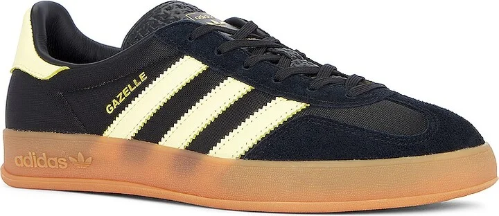 adidas Originals Gazelle Indoor in Black - Image 2
