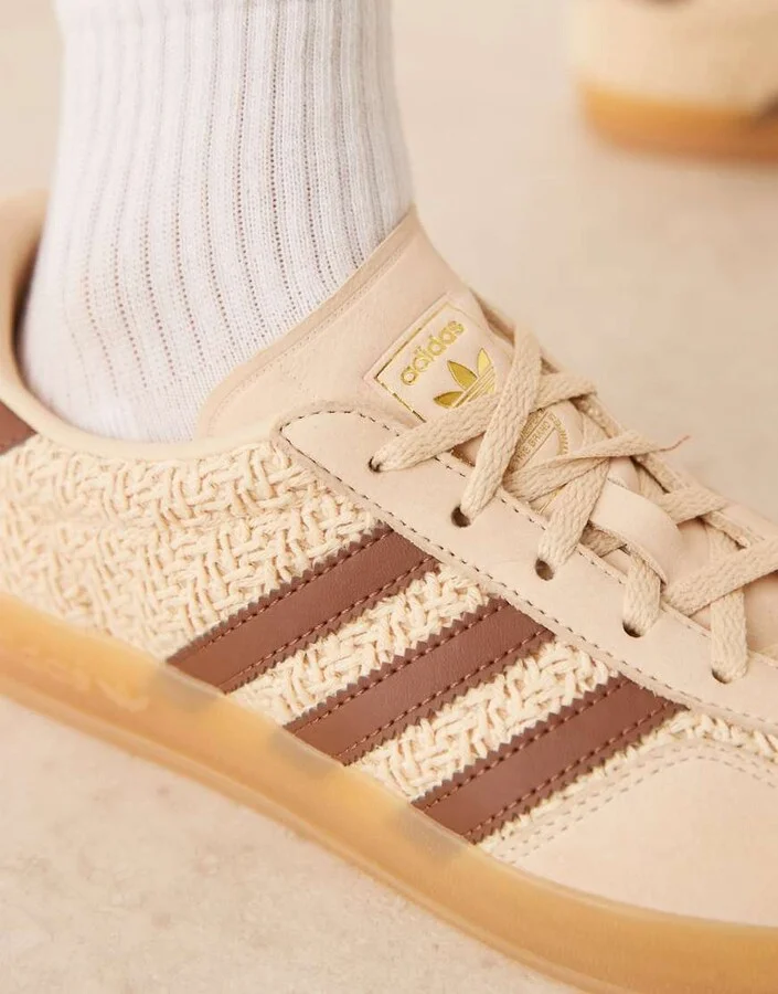 adidas Originals Gazelle Indoor sneakers in beige and brown - Image 4