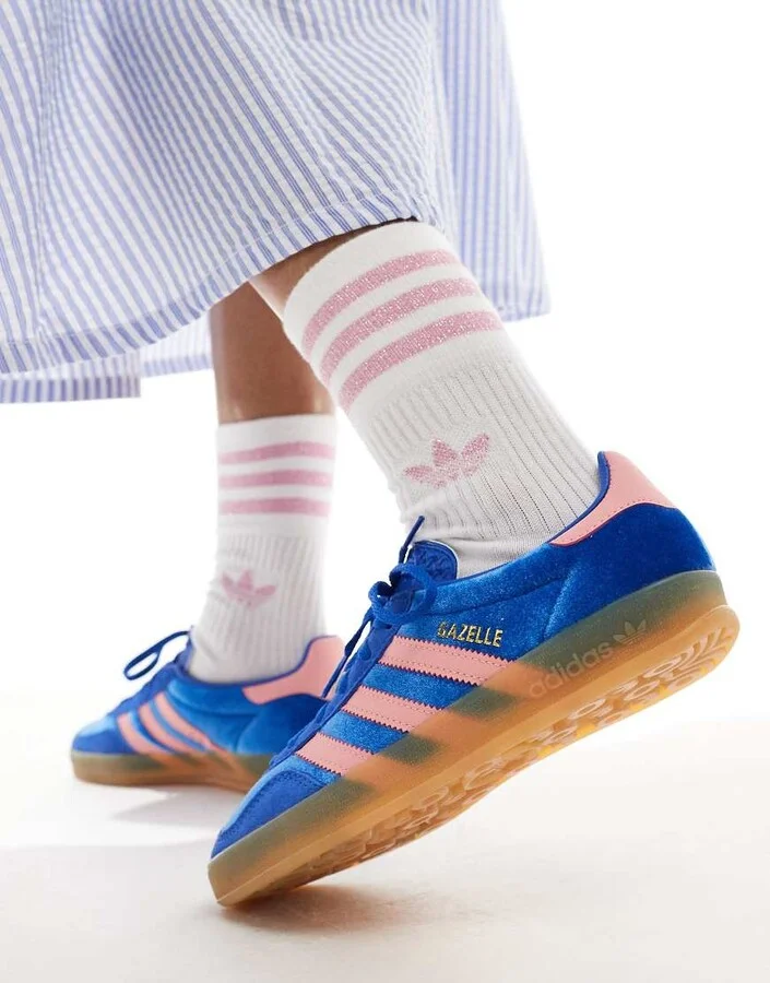 adidas Originals Gazelle Indoor sneakers in blue and pink - Image 4