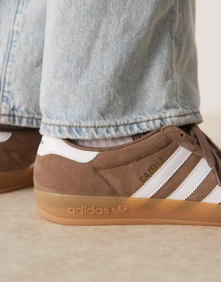 adidas Originals Gazelle Indoor sneakers in brown - Image 4