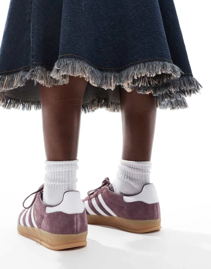 adidas Originals Gazelle Indoor sneakers in dark purple and white - Image 2