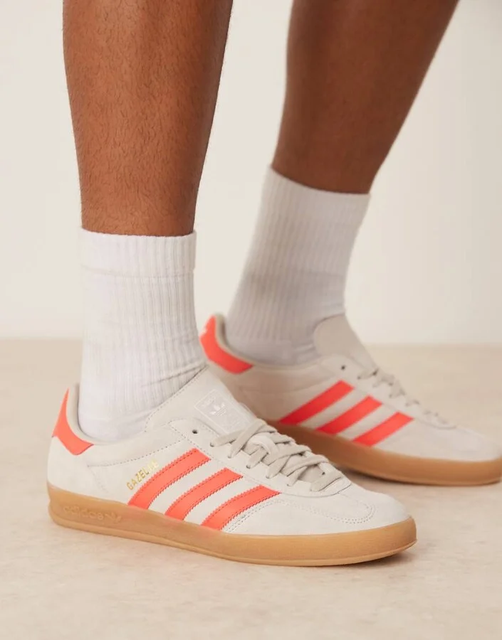 adidas Originals Gazelle Indoor sneakers in gray and red - Image 3