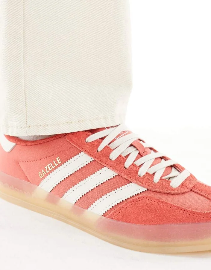 adidas Originals Gazelle Indoor sneakers in red and gray - Image 3