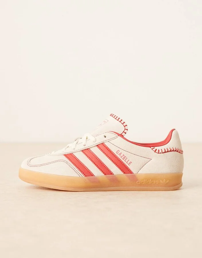 adidas Originals Gazelle indoor sneakers in white and red - Image 2