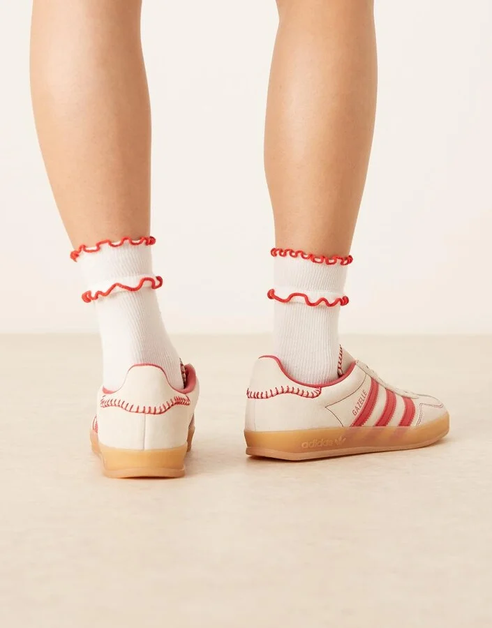 adidas Originals Gazelle indoor sneakers in white and red - Image 3