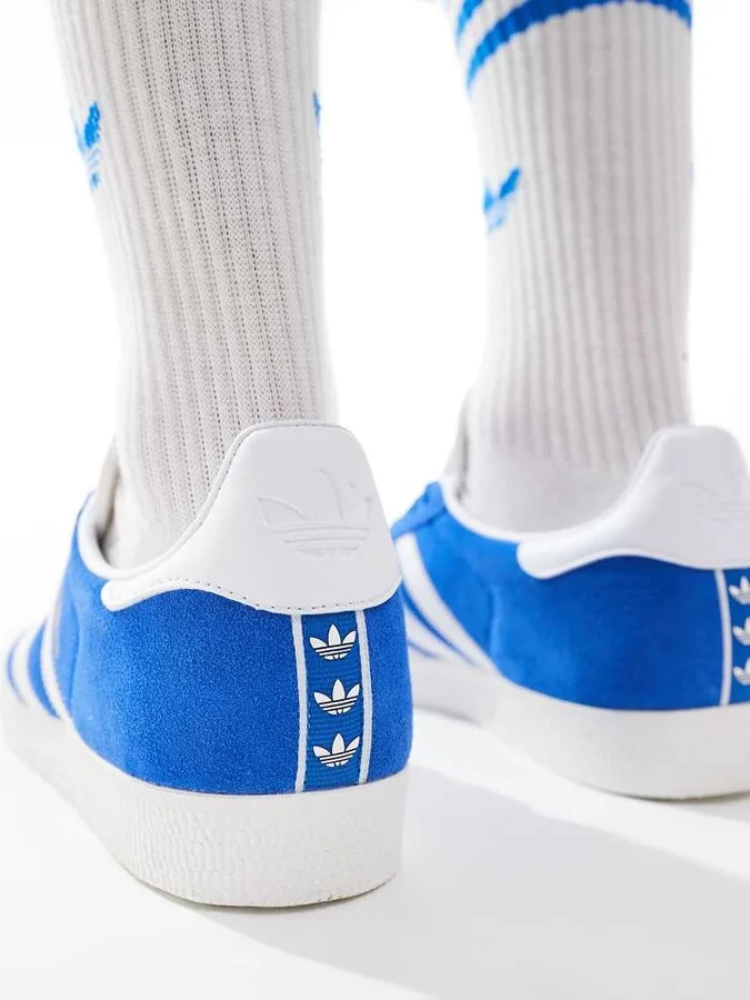 adidas Originals Gazelle sneakers in blue - Image 4