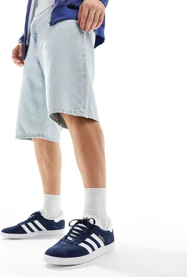 adidas Originals Gazelle sneakers in navy - Image 3