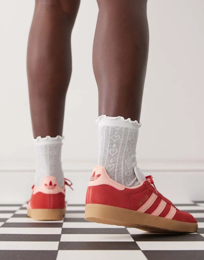 adidas Originals Gazelle sneakers in red and pink - Image 4