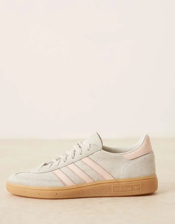 adidas Originals Handball Spezial sneakers in light gray and pink - Image 2