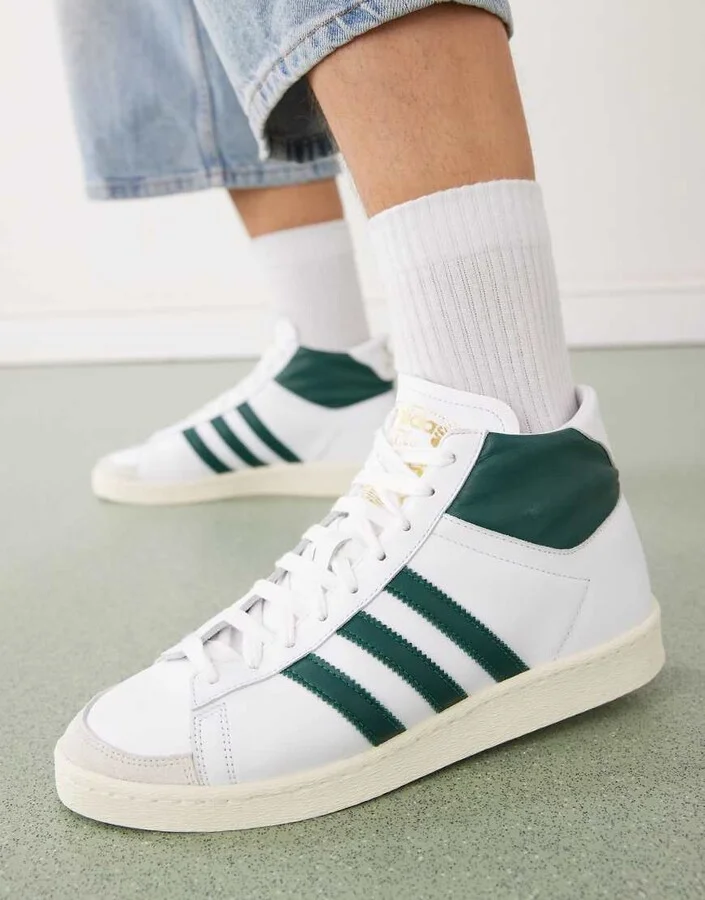 adidas Originals Jabbar high top sneakers in white and green - Image 3