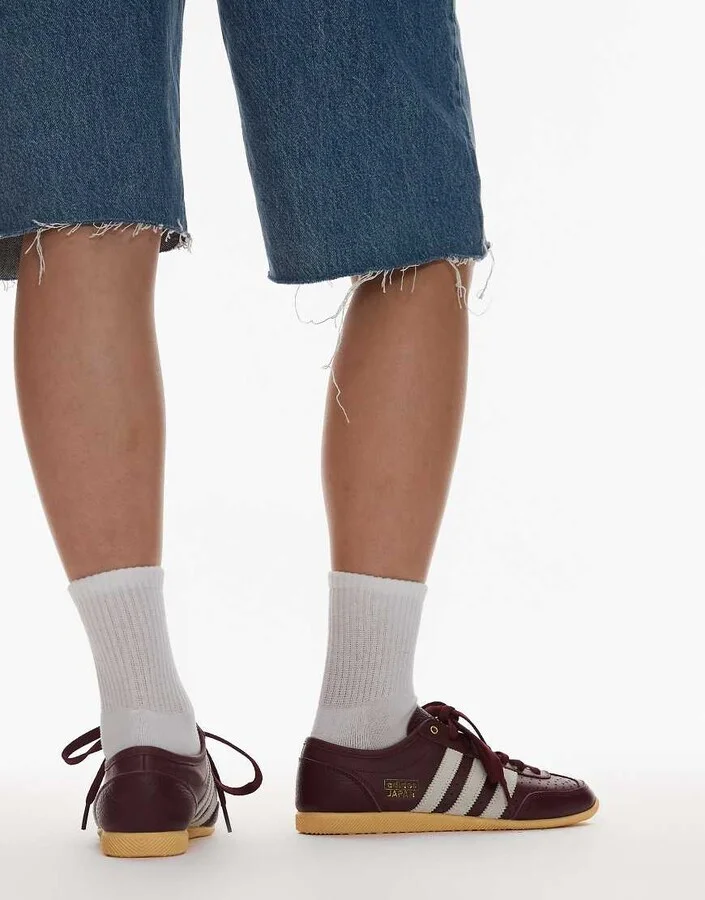 adidas Originals Japan Decon sneakers in burgundy - Image 4