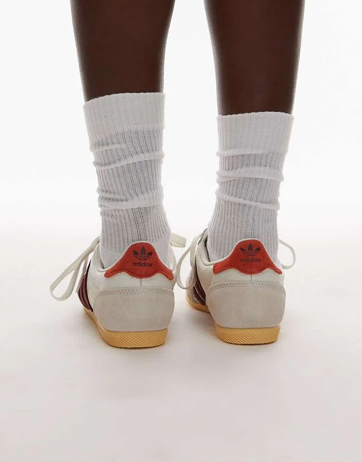 adidas Originals Japan low sneakers in white and brown - Image 3