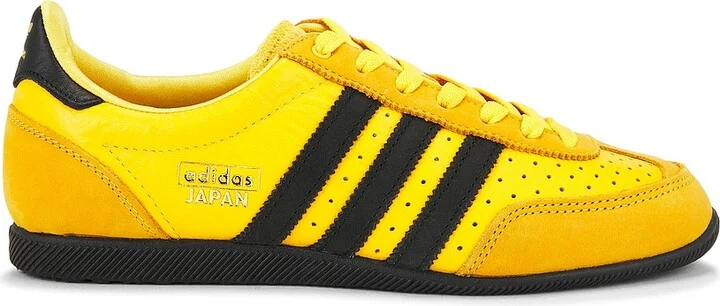 adidas Originals Japan Sneaker in Yellow
