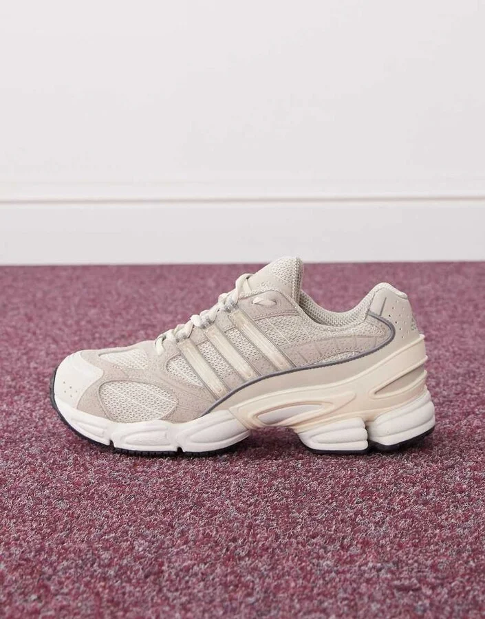 adidas Originals Ozweego Pro sneakers in beige - Image 2