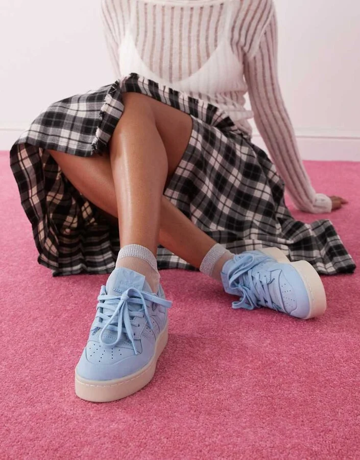 adidas Originals Rivarly Lux Low sneakers in light blue - Image 3