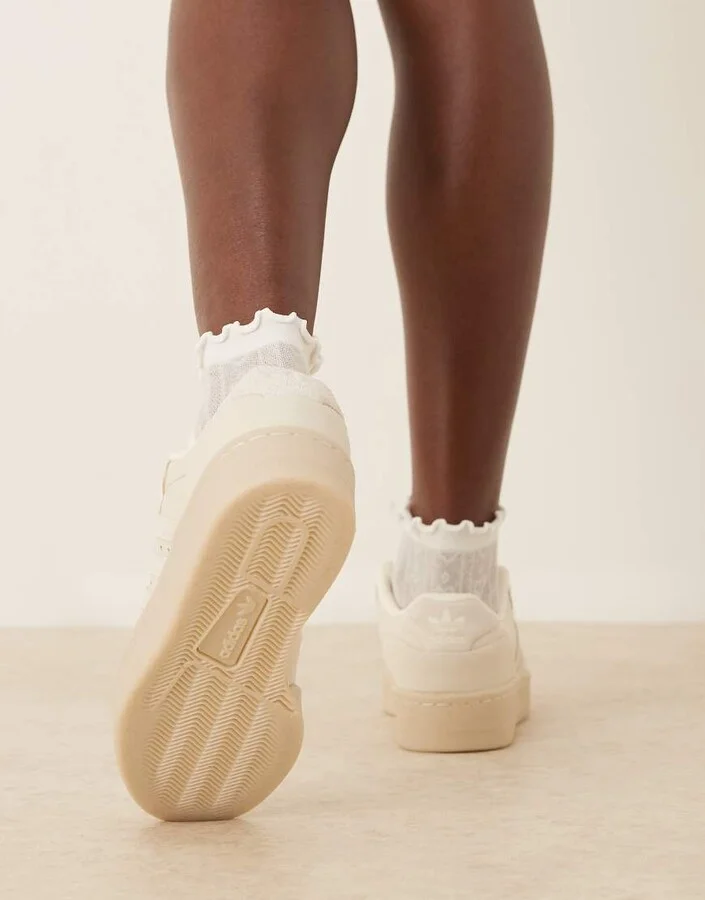 adidas Originals Rivarly Lux Low sneakers in off white - Image 3
