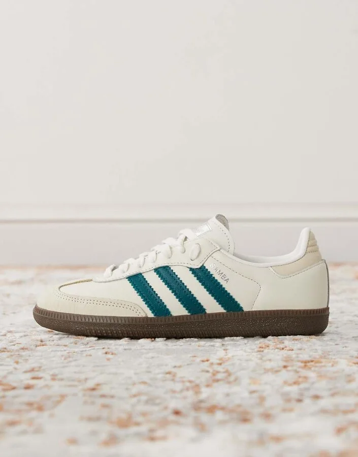 adidas Originals Samba OG sneakers in white and green - Image 2