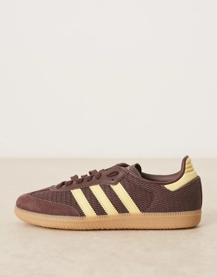 adidas Originals samba sneakers in burgundy and yellow - Image 2
