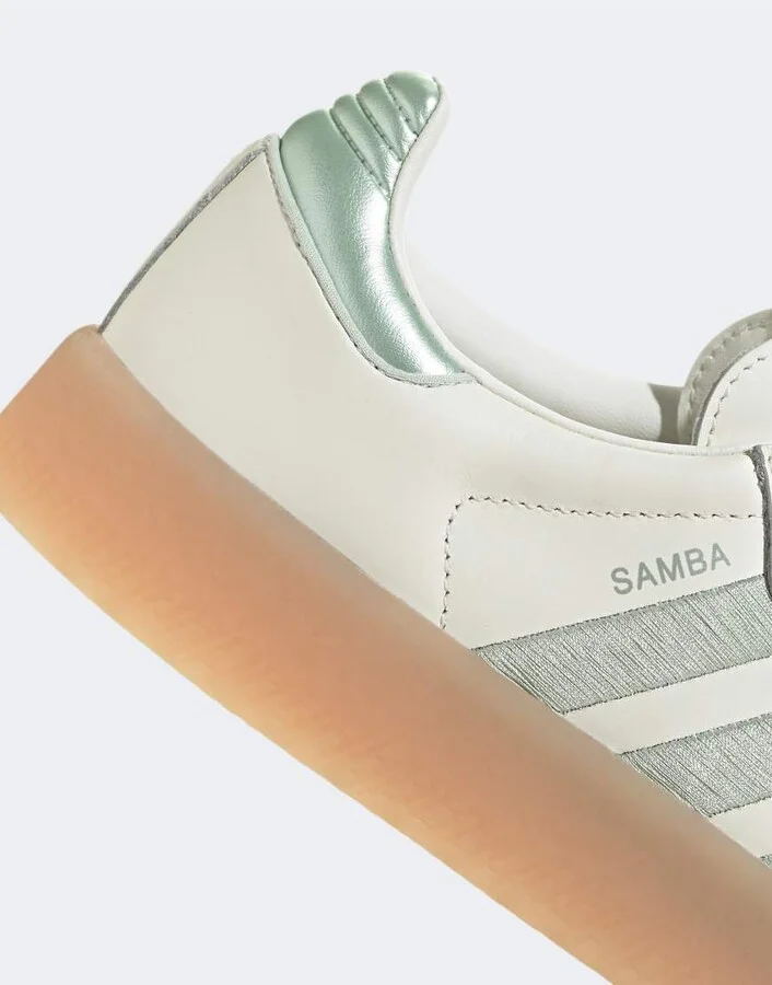 adidas Originals Sambae sneakers in off white and green metallic - Image 2