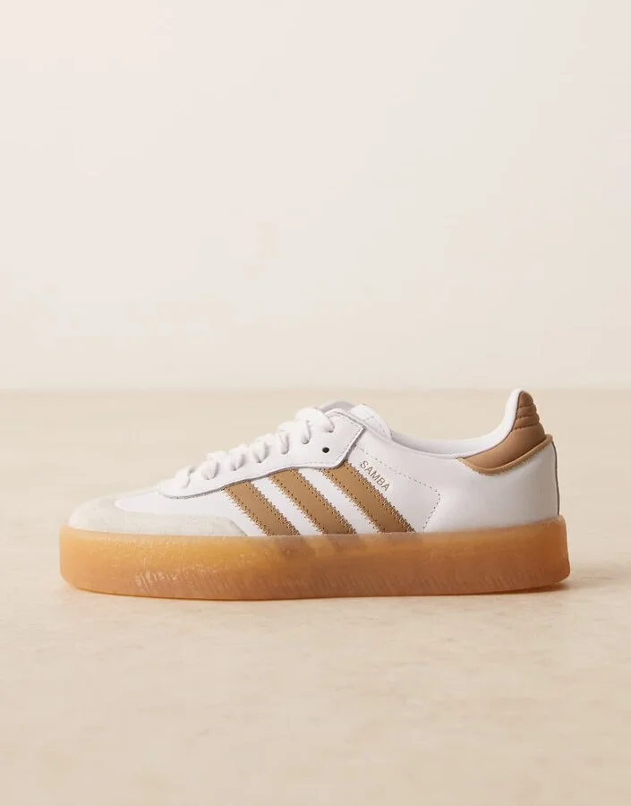 adidas Originals Sambae sneakers in white and brown - Image 2