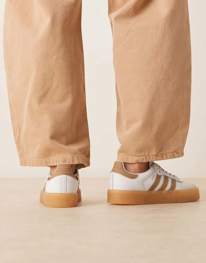 adidas Originals Sambae sneakers in white and brown - Image 3