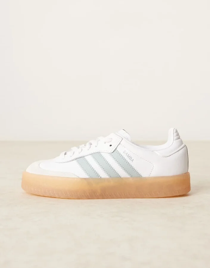 adidas Originals Sambae sneakers in white and light gray - Image 2