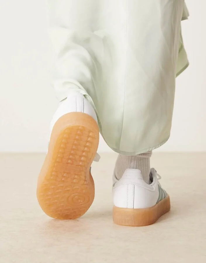 adidas Originals Sambae sneakers in white and light gray - Image 3