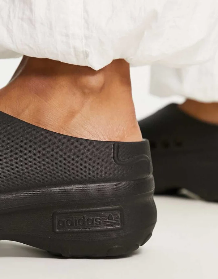adidas Originals Stan mules in black - Image 3