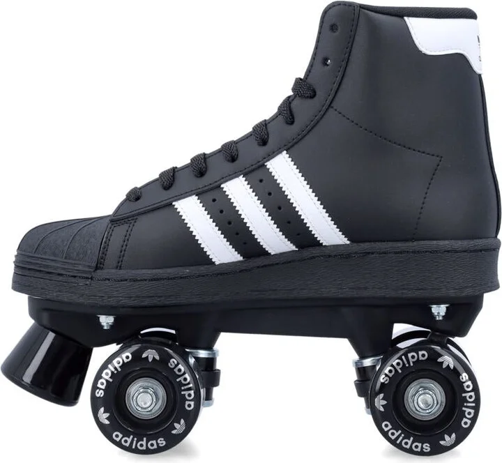 Adidas Originals Superstar 82 Roller Skates - Image 3