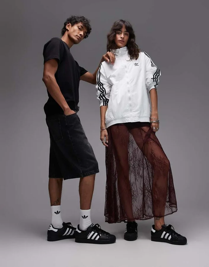 adidas Originals Superstar II sneakers in black and white - Image 3