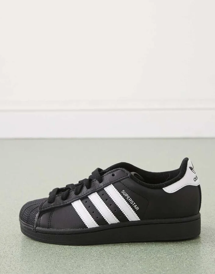 adidas Originals Superstar II sneakers in black and white - Image 2