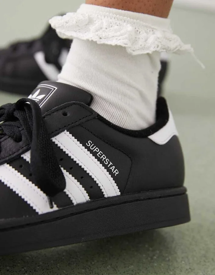 adidas Originals Superstar II sneakers in black and white - Image 4