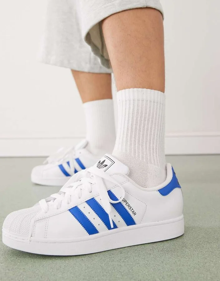 adidas Originals Superstar II sneakers in white and blue - Image 4