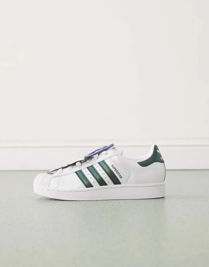 adidas Originals Superstar II x Jeremy Scott sneakers in white - Image 2