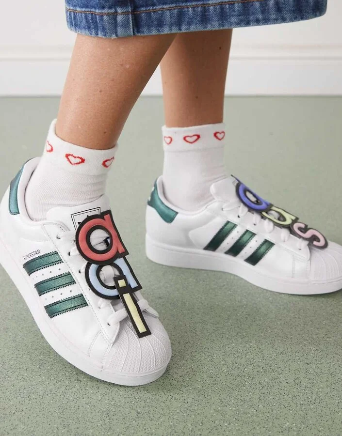 adidas Originals Superstar II x Jeremy Scott sneakers in white - Image 3