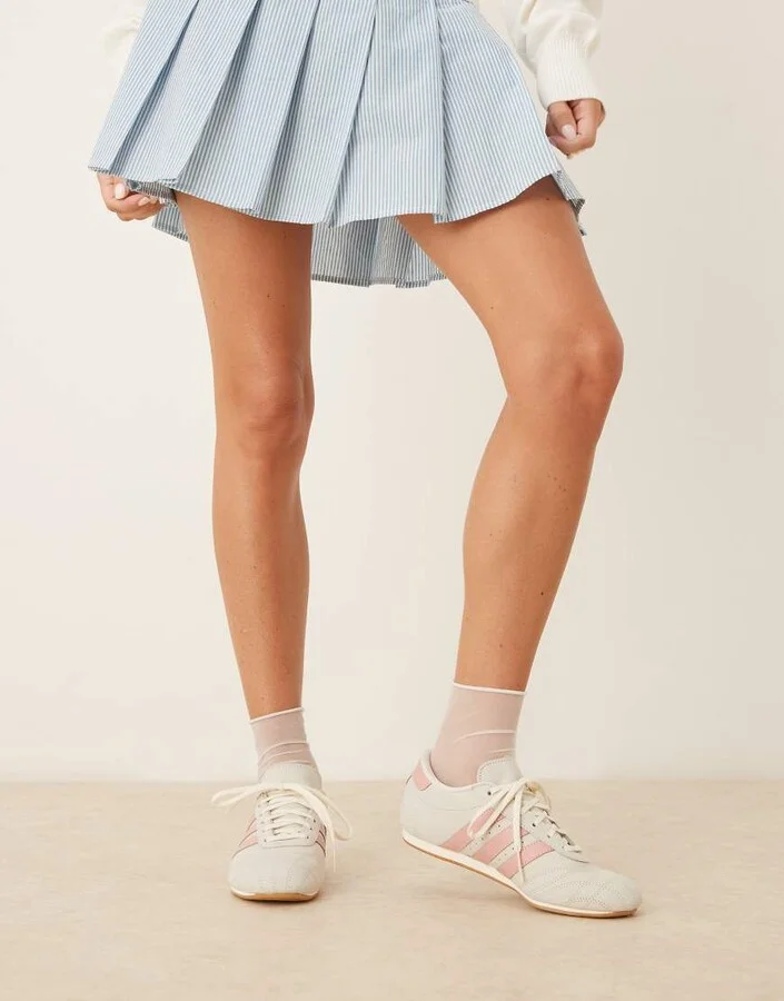 adidas Originals Taekwondo lace sneakers in off white and pink - Image 4