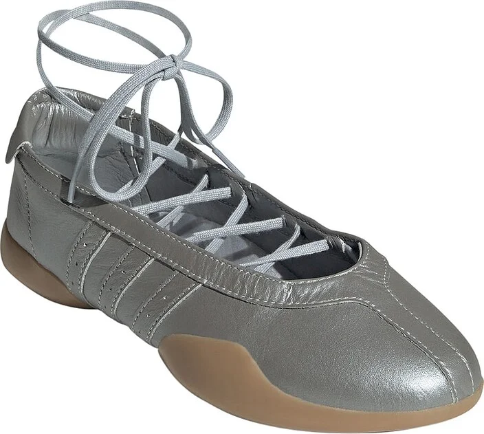 adidas Originals Taekwondo Mei Ballet Flat in Metallic Silver - Image 2