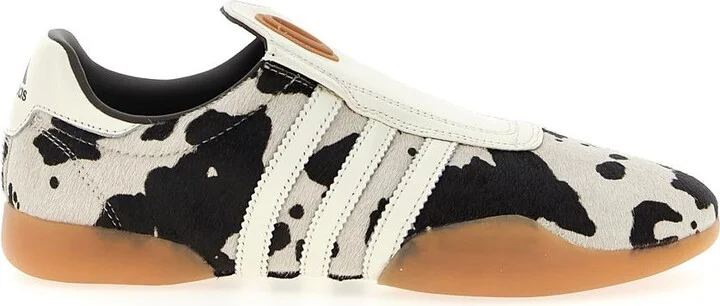 Adidas Originals 'Taekwondo Mei' Sneakers