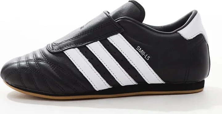 adidas Originals Taekwondo sneakers in black and white - Image 2