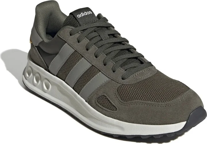 adidas Run 84 Jogger Sneaker