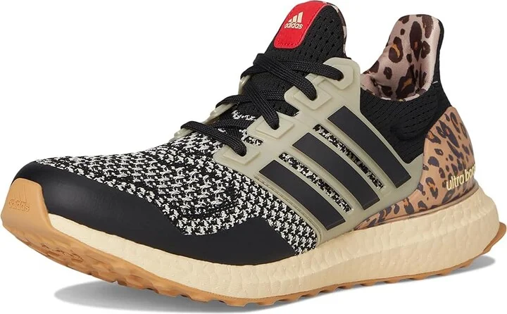 adidas Running Women's Ultraboost 1.0 Women's Shoes Black/Cyber Metallic/Warm Vanilla : 5 B - Medium - Image 5
