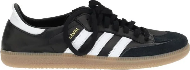 Adidas Sneakers