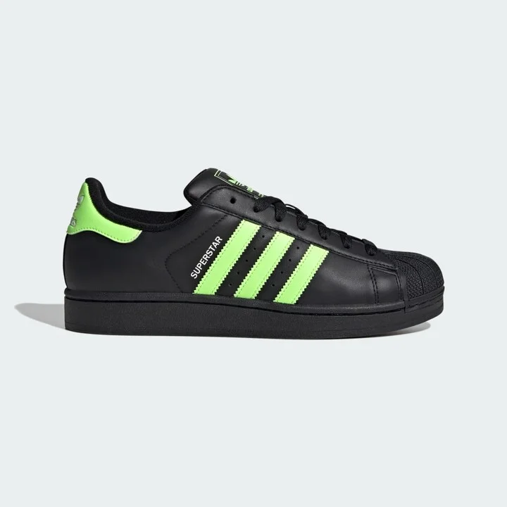 Core Black / Signal Green / Cloud White