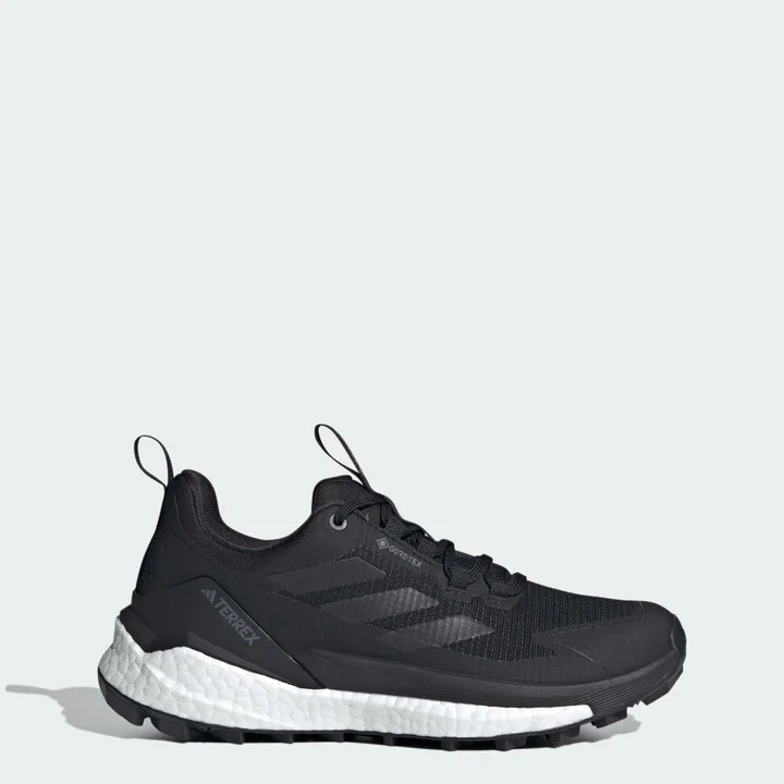 Core Black / Core Black / Grey Four