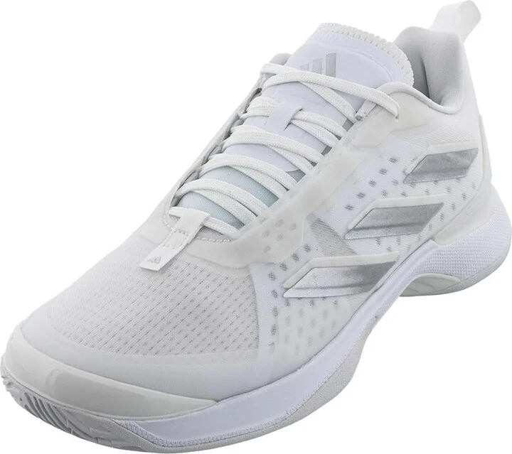 adidas Women's Avacourt Sneaker