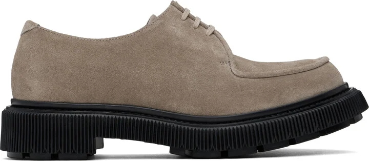 Adieu Taupe Type 124 Derbys