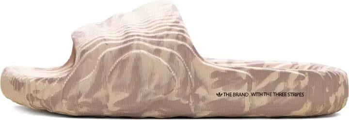 Adilette textured slide sandals - Image 5